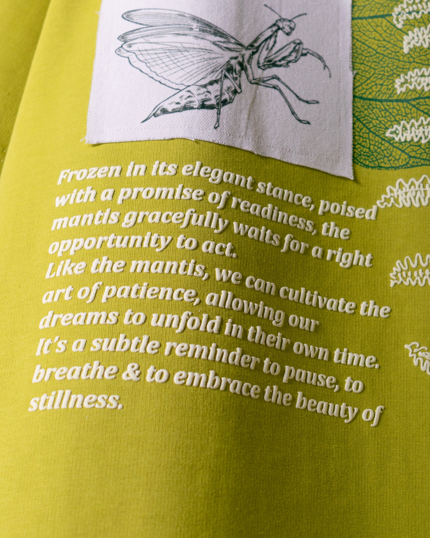 THE PRAYING MANTIS T-SHIRT