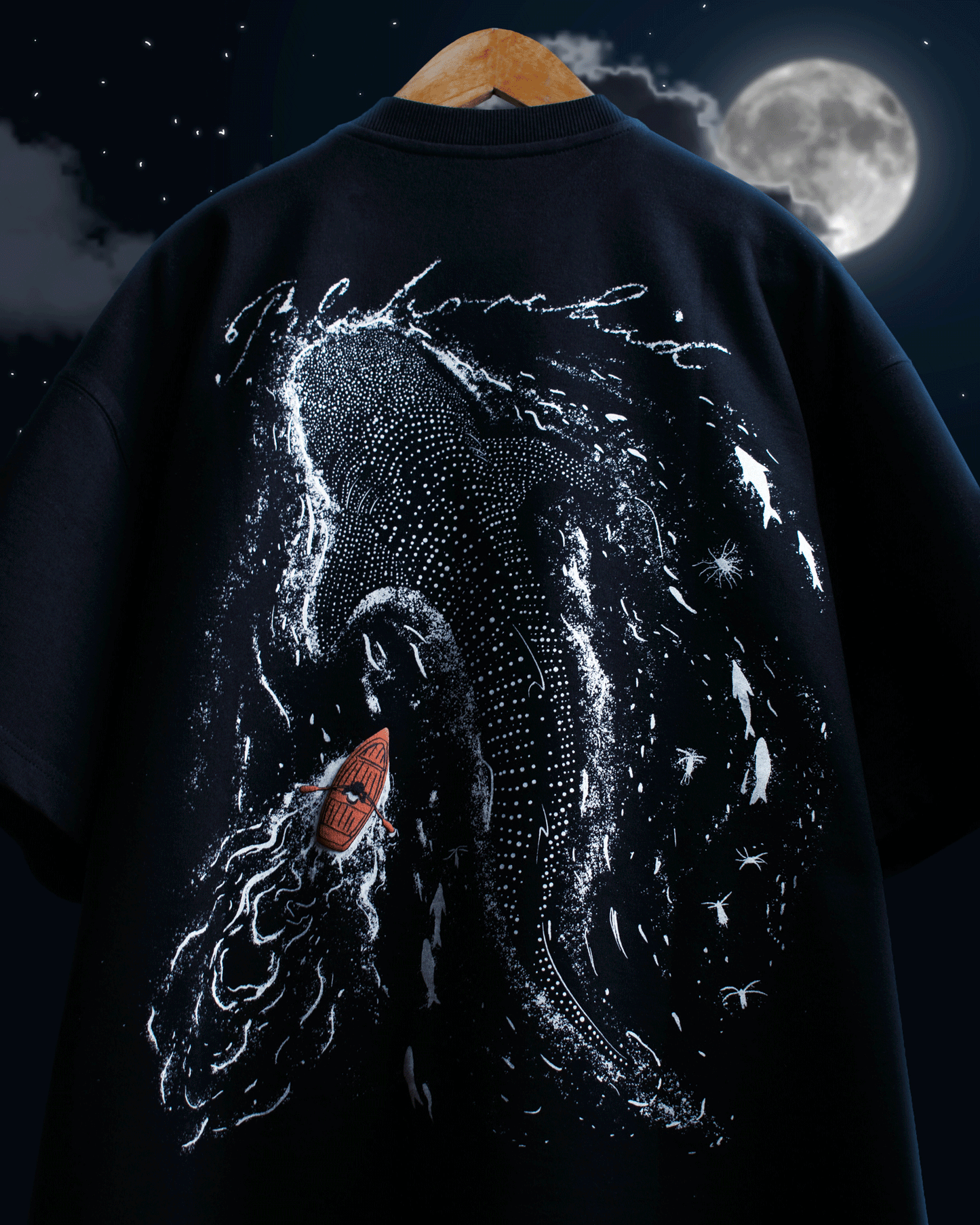 A GLOWING OCEAN T-SHIRT [GLOW IN DARK]